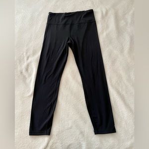 Athleta yoga pants - size medium ❤️